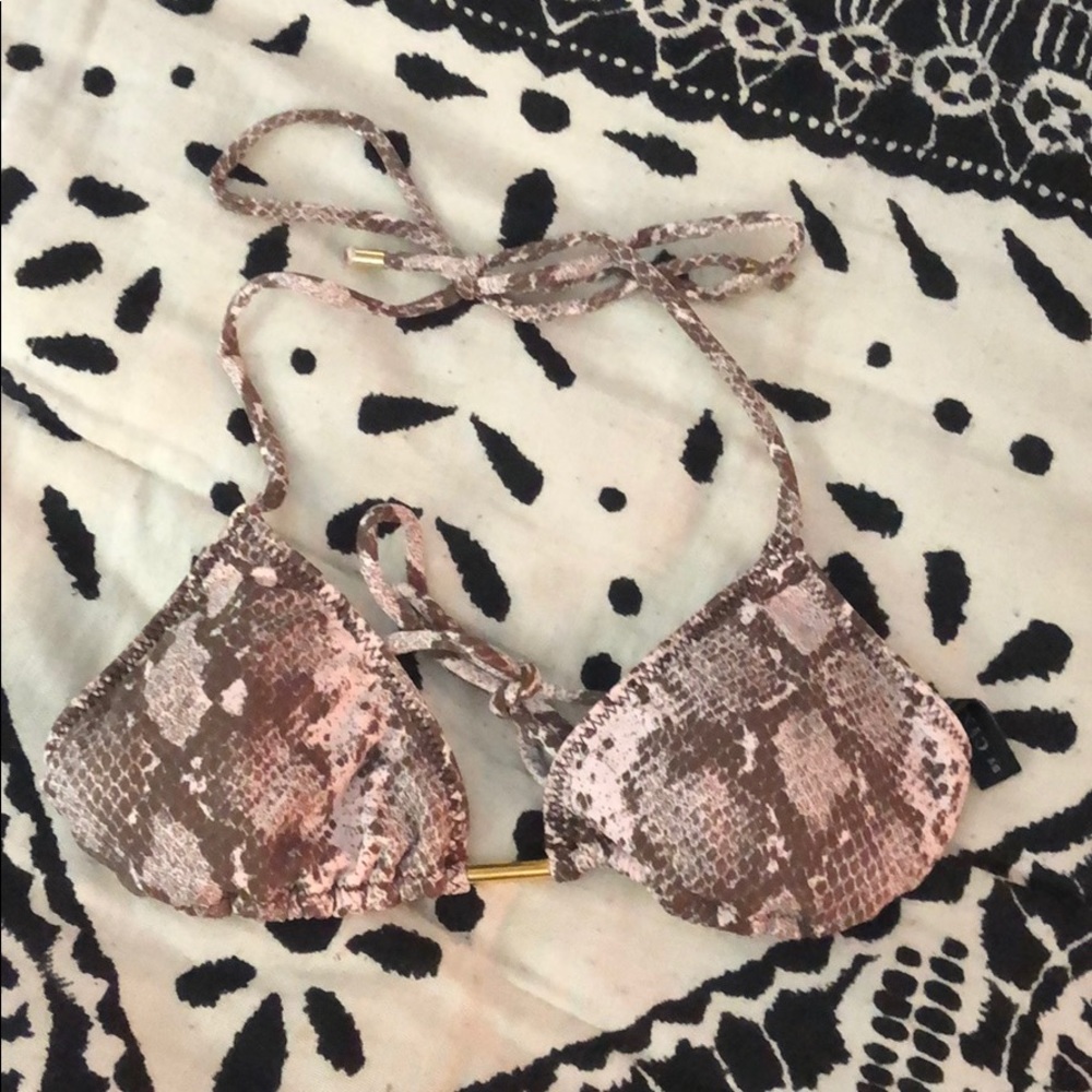 Like New Live in CYN Bikini Top Size S